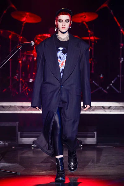 Look 58